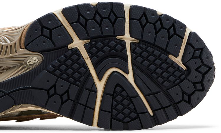 New Balance 1906U Linen Dark Olivine