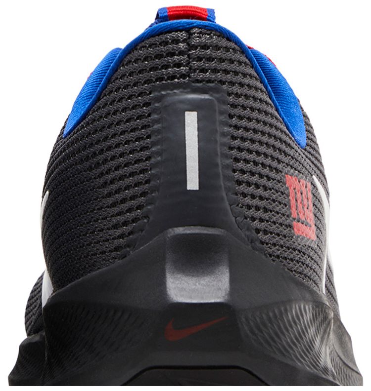 Nike NFL x Air Zoom Pegasus 40 New York Giants