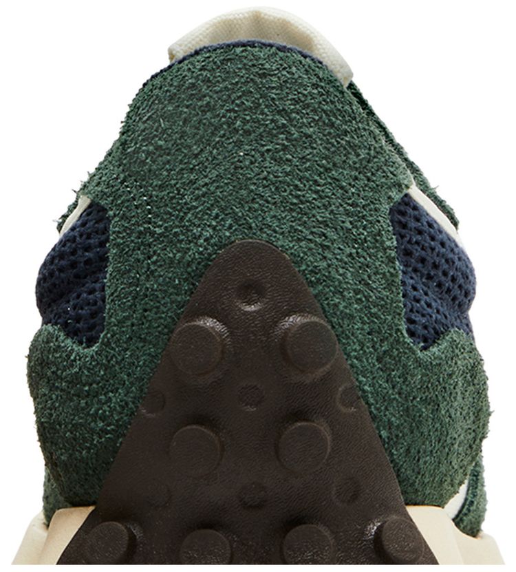 New Balance 327 Midnight Green Outerspace