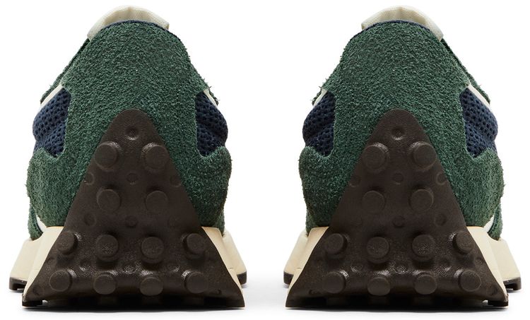 New Balance 327 Midnight Green Outerspace
