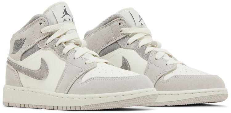 Air Jordan 1 Mid SE GS Neutral Grey Sail