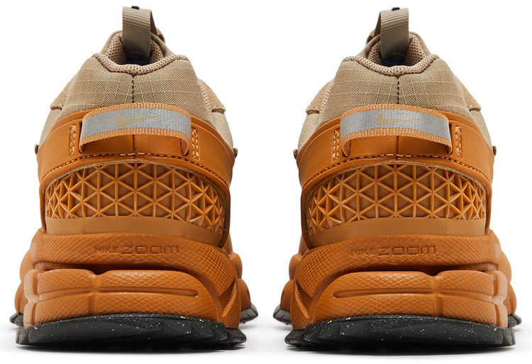 Wmns Zoom Vomero Roam Flax