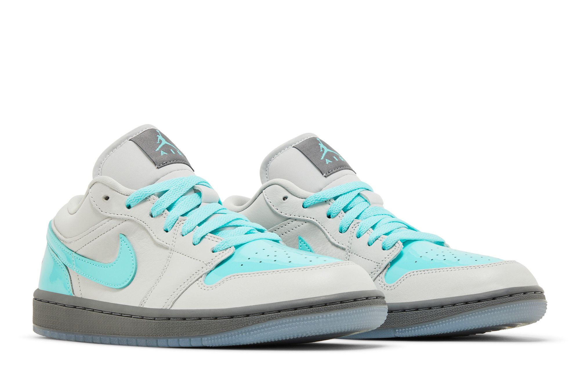 Apple - 【onebrid】 Buy Wmns Air Jordan 1 Low SE 'Metallic Zinc' - HQ3529 099 | GOAT
