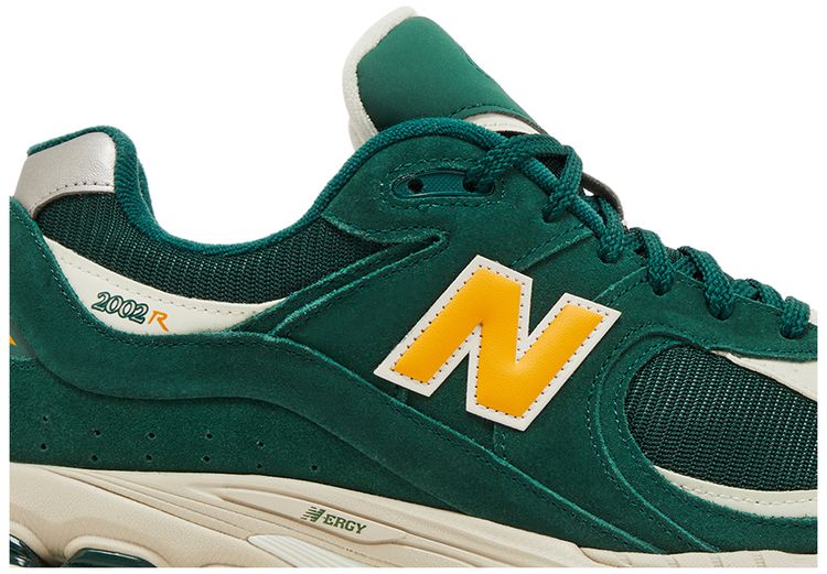 New Balance 2002R Green ASOS Exclusive