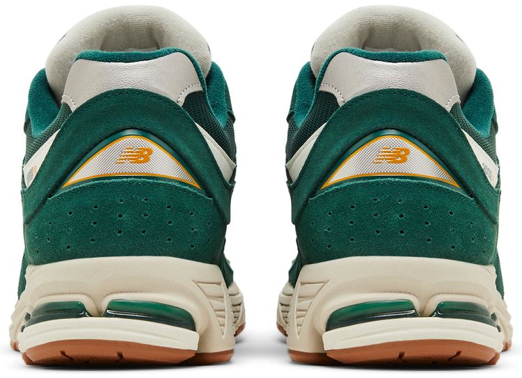 New Balance 2002R Green ASOS Exclusive