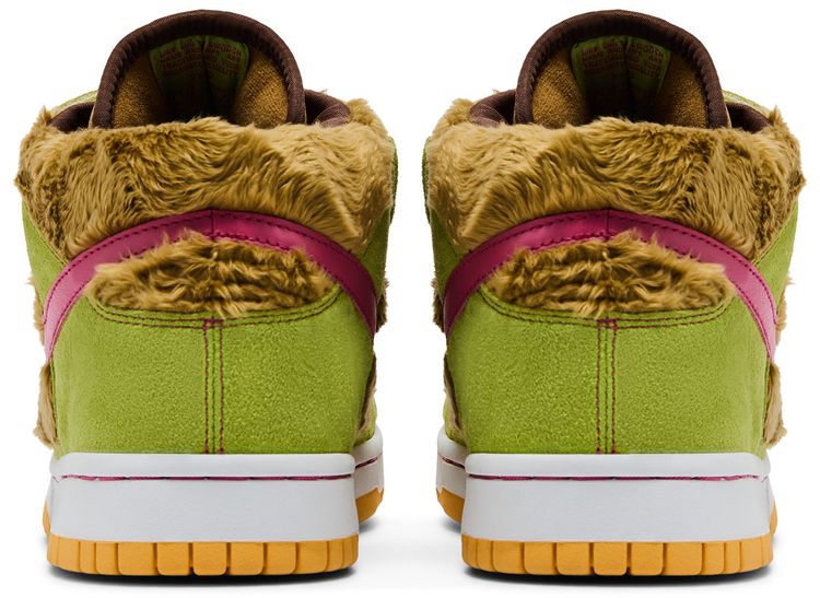 Nike Dunk Mid Premium SB Three Bears   Mama Bear