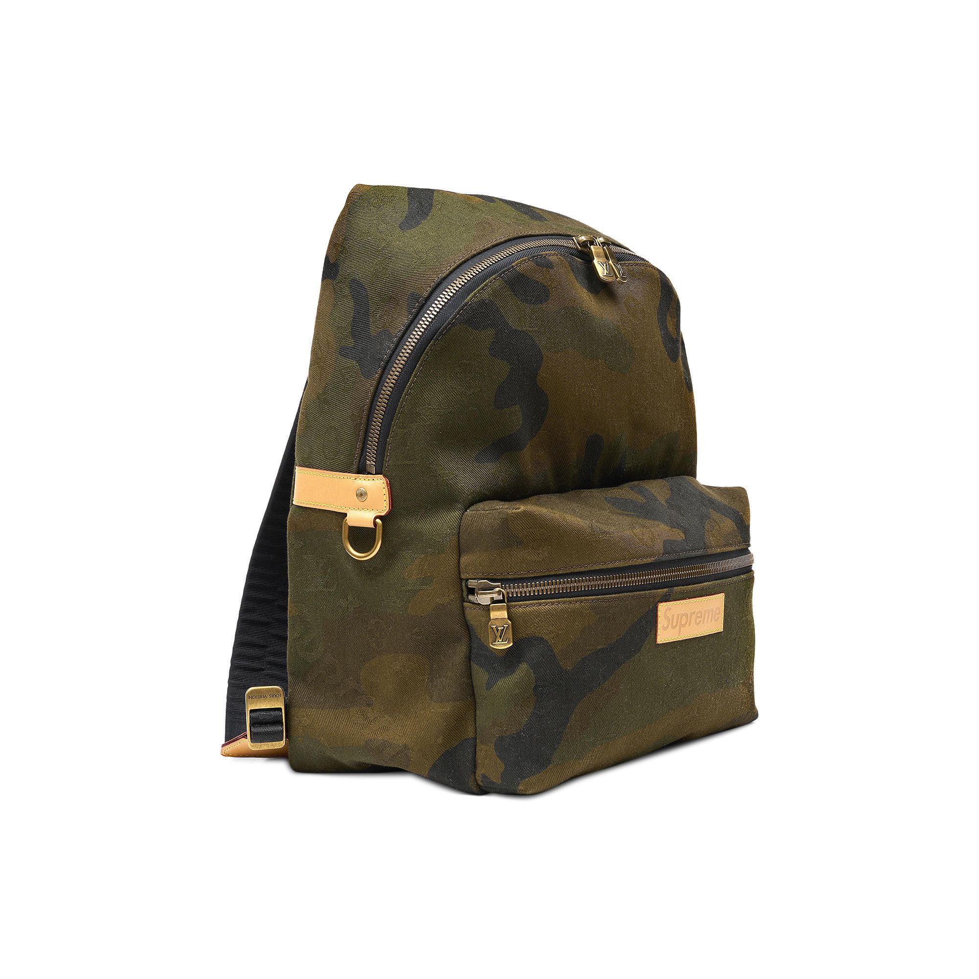 Supreme lv camo backpack deals