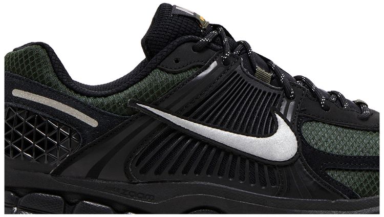 Air Zoom Vomero 5 Black Sequoia