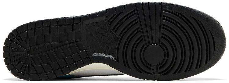 Nike Dunk Low Next Nature N7