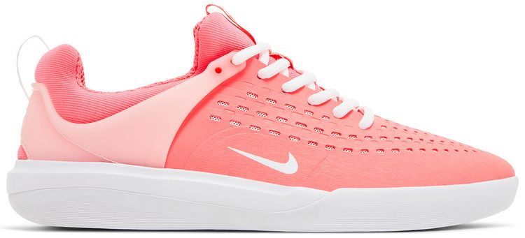 Nike Zoom Nyjah 3 SB Hot Punch