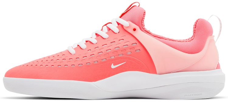 Nike Zoom Nyjah 3 SB Hot Punch