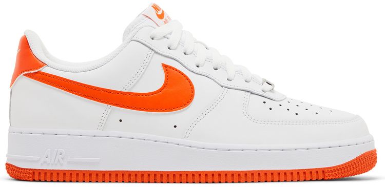 Nike Air Force 1 07 Safety Orange