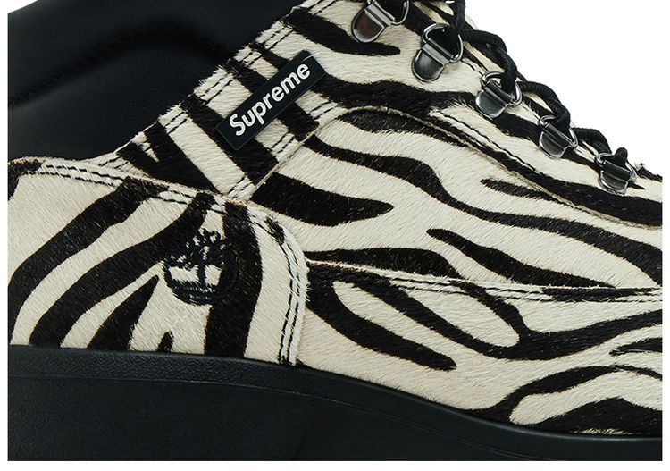 Supreme x Timberland Field Boot Zebra