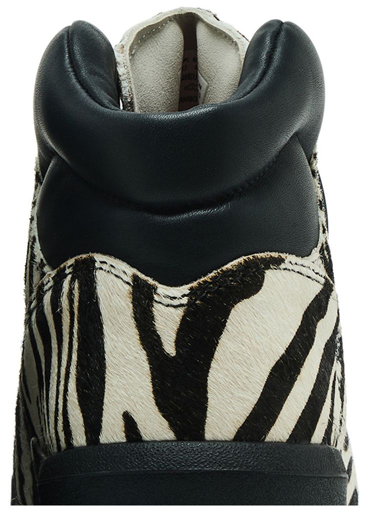 Supreme x Timberland Field Boot Zebra