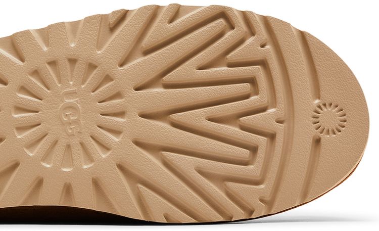 UGG Classic Slip On Slipper Chestnut