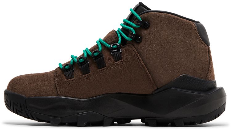 Cygnal Baroque Brown