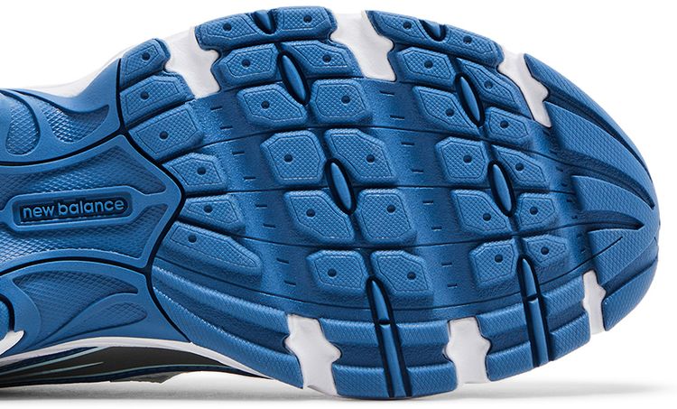 740v2 Ice Blue