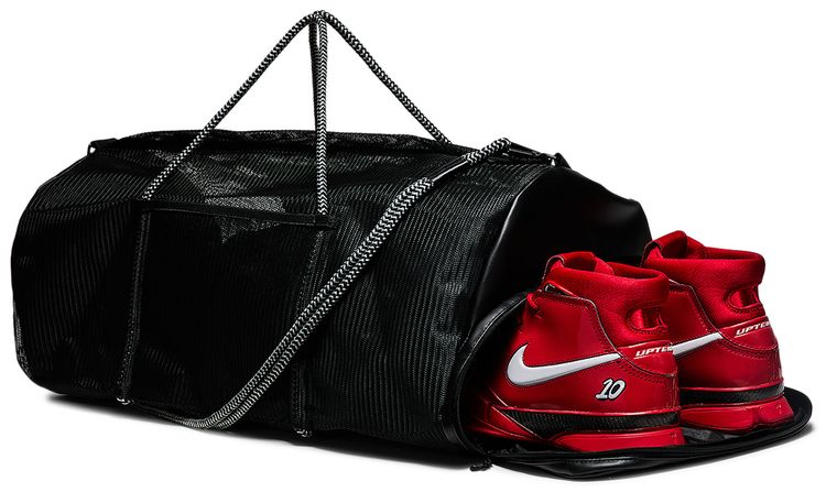 Flight Club Ventilated Gym Bag
