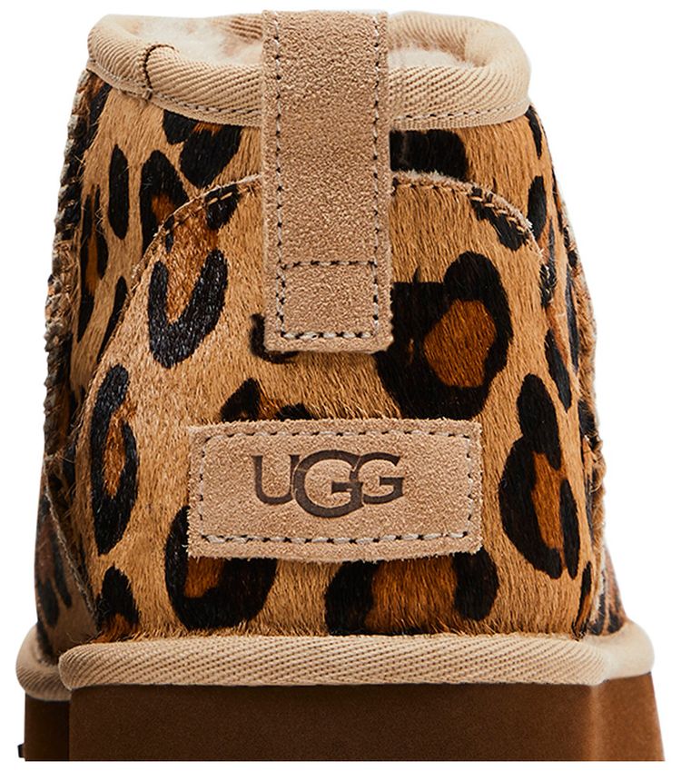 UGG Wmns Classic Ultra Mini Boot Spotty