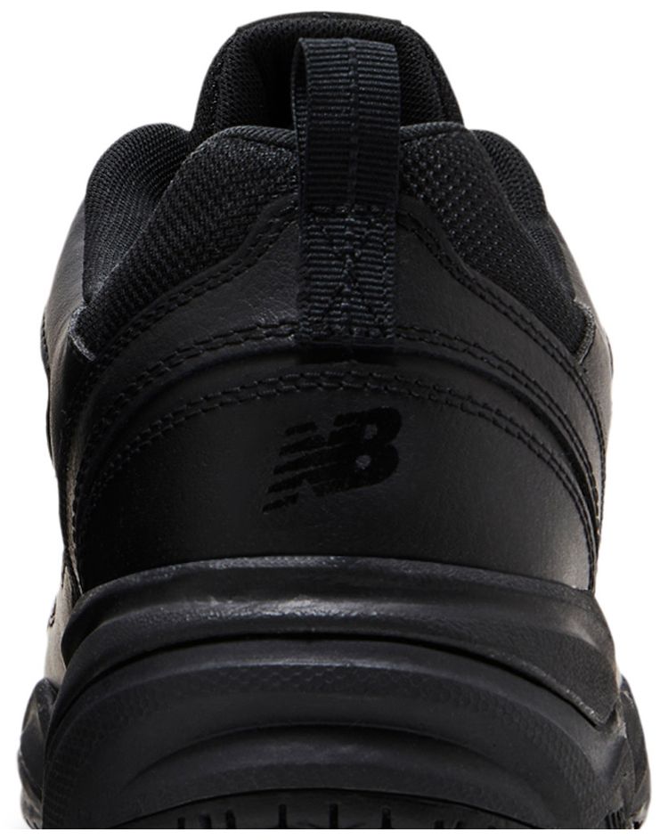 New Balance 626v2 4E Wide Triple Black