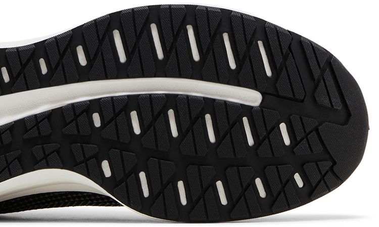 Puma Magnify Nitro WTR Black Orange Glow