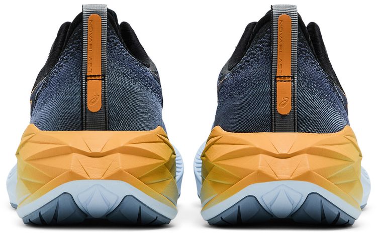 Asics Novablast 4 Black Thunder Blue