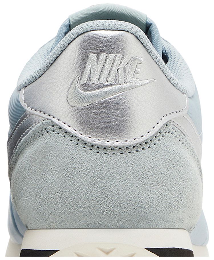 Nike Wmns Cortez Light Pumice