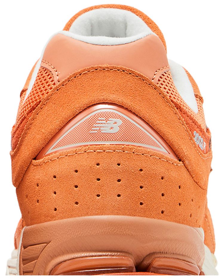 New Balance 2002R Copper Infield Clay
