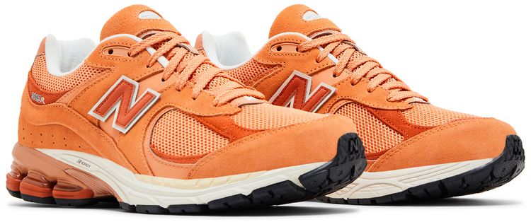 New Balance 2002R Copper Infield Clay