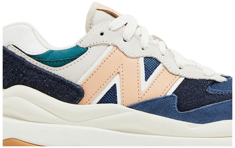 New Balance 5740 Peacoat Sand