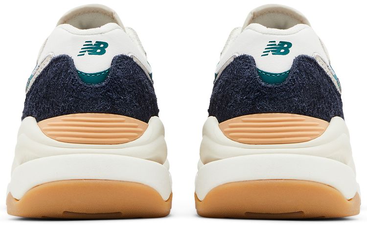 New Balance 5740 Peacoat Sand