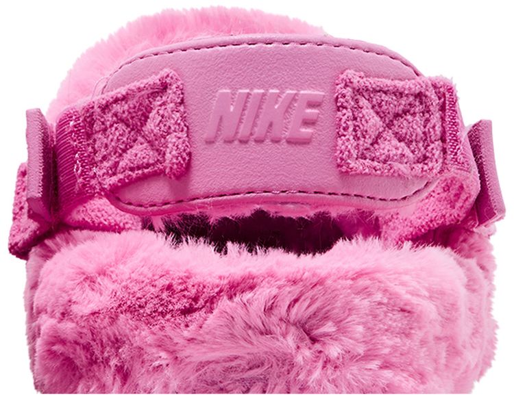 Wmns Calm Mule SE Playful Pink Fur