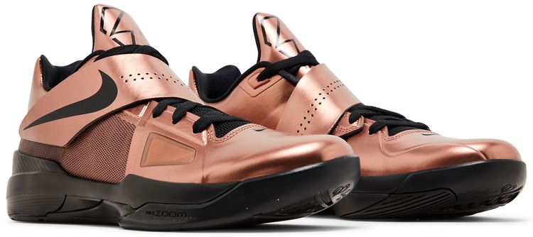 Zoom KD 4 Christmas 2024