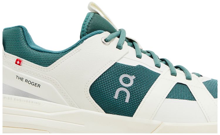 ON The Roger Clubhouse Pro Ivory Evergreen