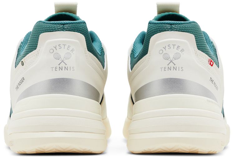 ON The Roger Clubhouse Pro Ivory Evergreen