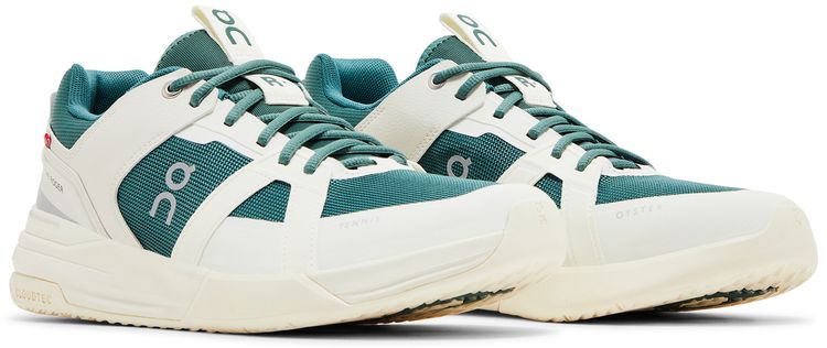 ON The Roger Clubhouse Pro Ivory Evergreen