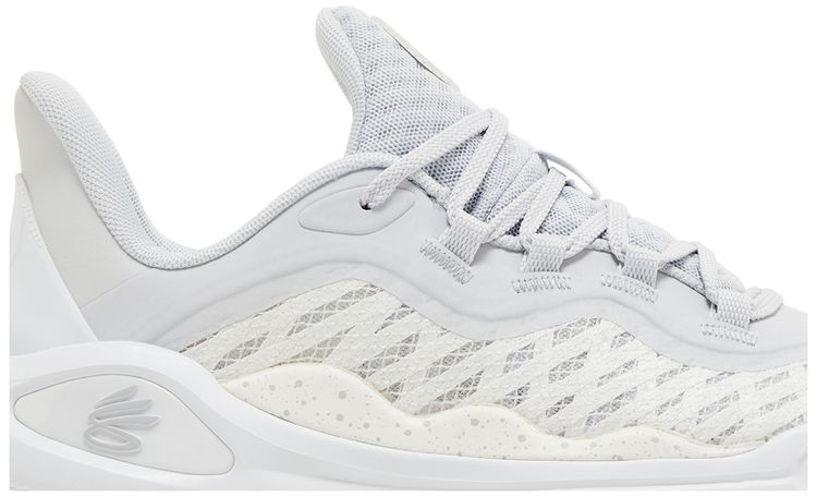 Curry Flow 11 TB White Halo Grey