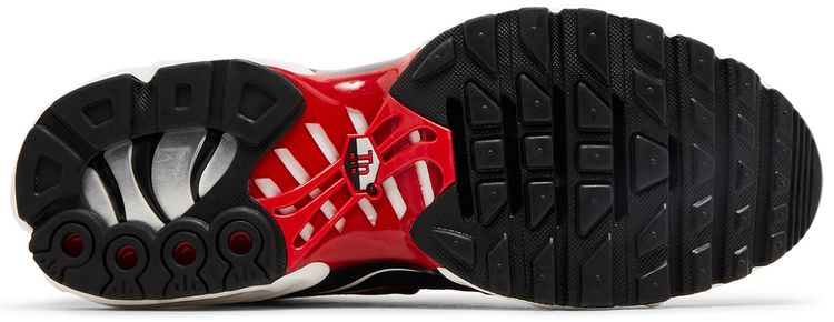 Nike Air Max Plus Platinum Black University Red