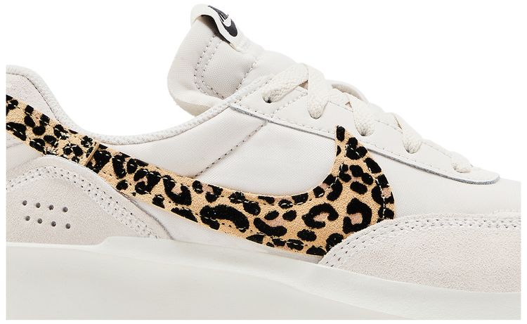 Nike Wmns Waffle Debut Leopard
