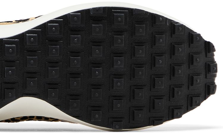Nike Wmns Waffle Debut Leopard
