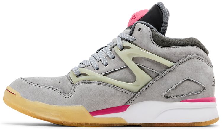 SoleBox x Reebok Pump Omni Lite Grey Pink