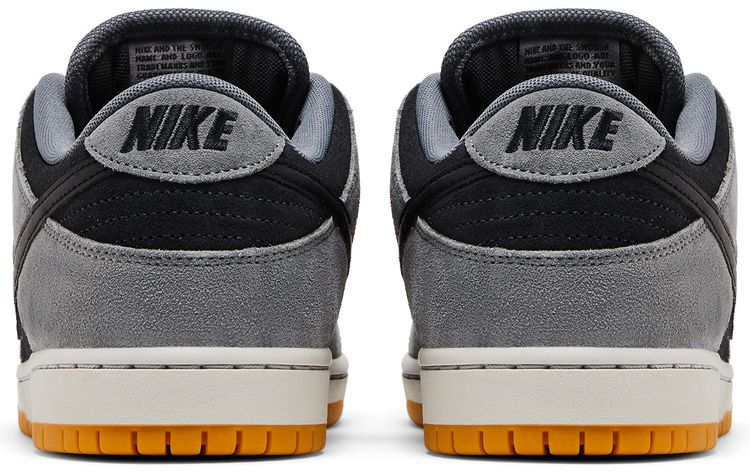 Dunk Low SB Dark Smoke Grey