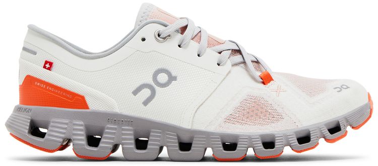 ON Wmns Cloud X 3 Ivory Alloy