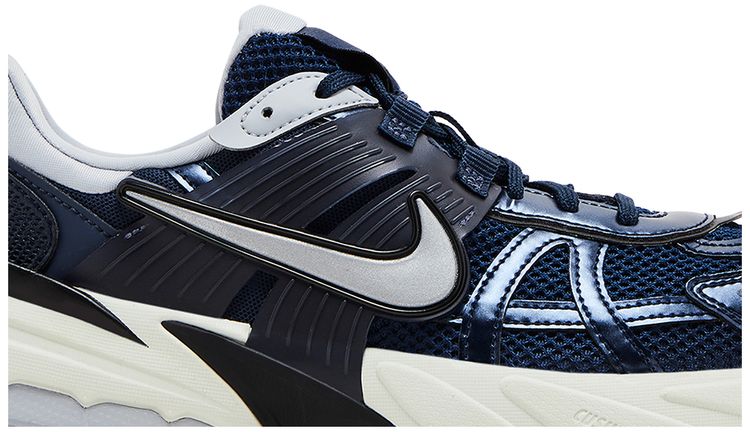 Nike V2K Run Obsidian Wolf Grey