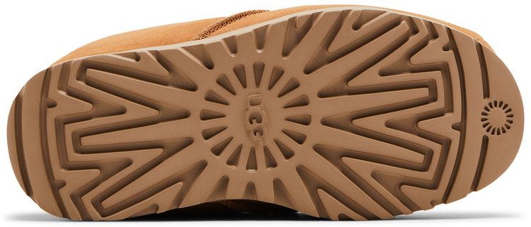 UGG Wmns Pumped Lace Up Chestnut