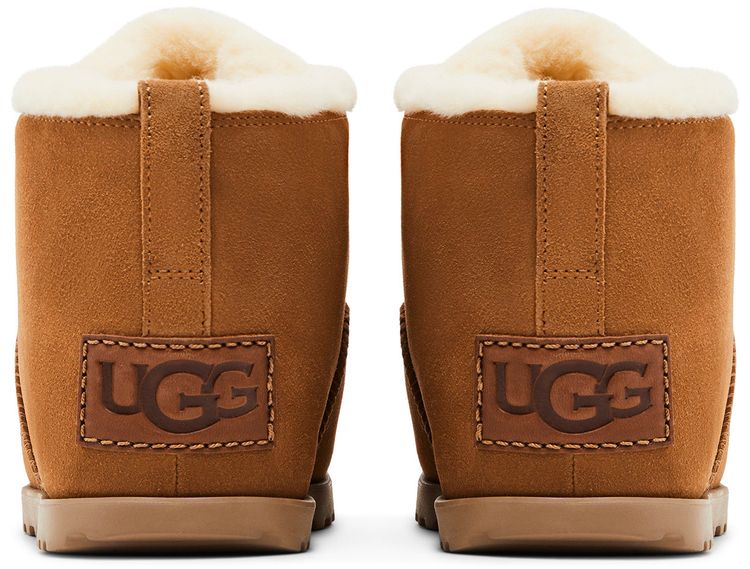 UGG Wmns Pumped Lace Up Chestnut