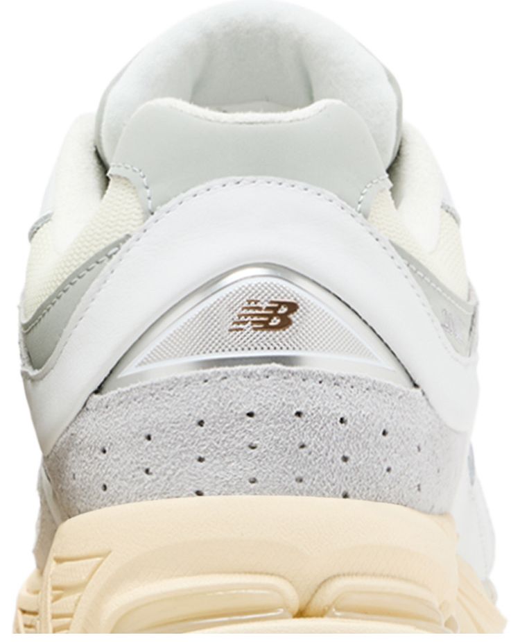 New Balance 2002R Leather Pack   White Gold