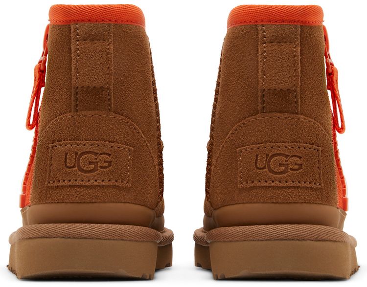 UGG Classic Mini Zipper Tape Logo Boot Toddler Chestnut
