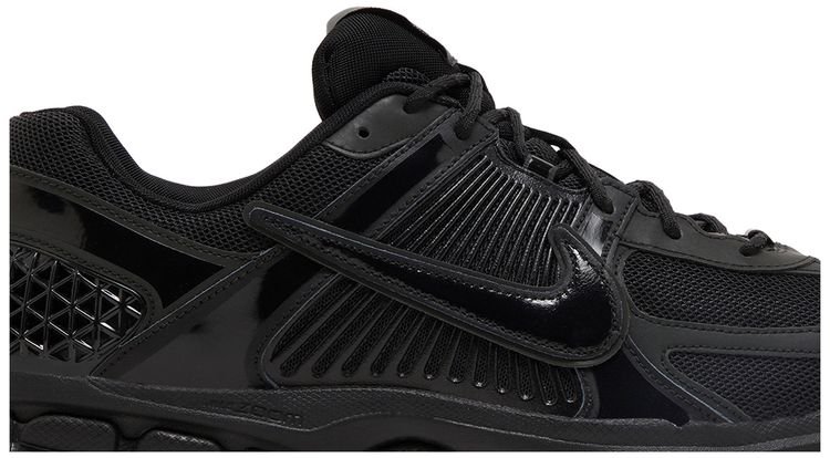 Dover Street Market x Nike Air Zoom Vomero 5 20th Anniversary