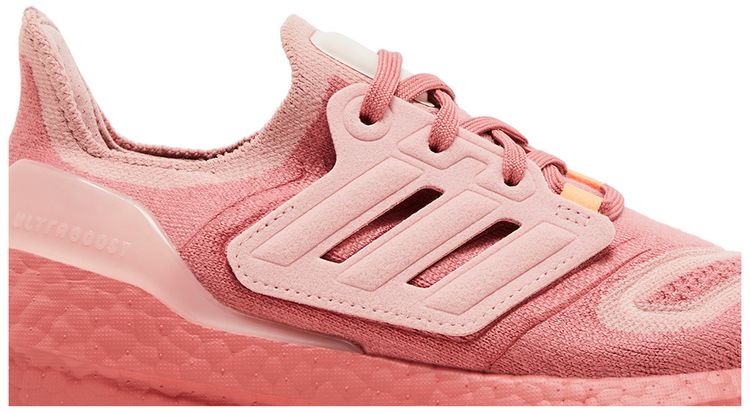 Adidas Wmns UltraBoost 22 Wonder Red